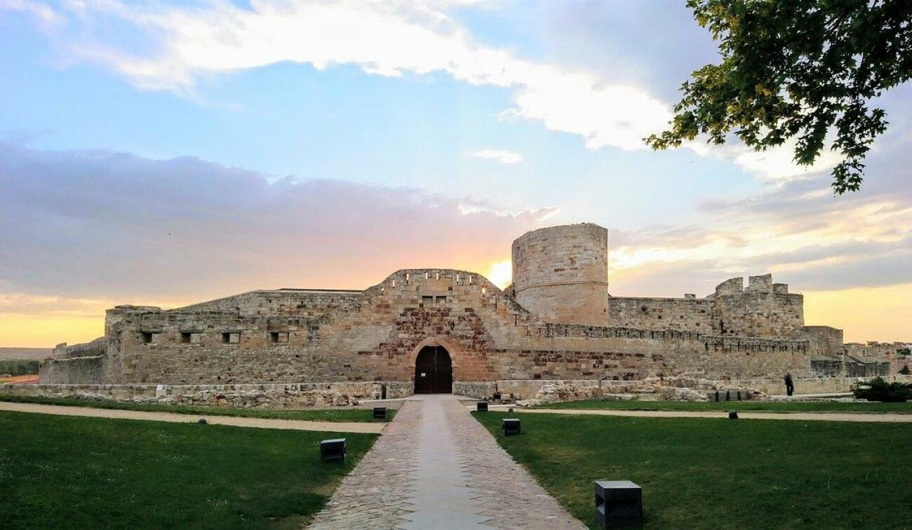 Castillo de Zamora, uno de los atractivos de la ruta Castillo de Zamora, uno de los atractivos de la ruta
