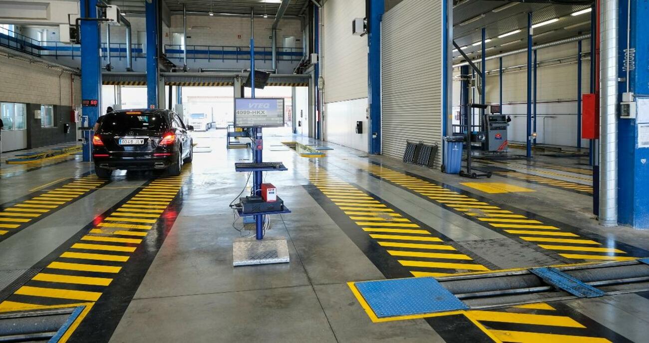 Interior de una estación ITV / EP