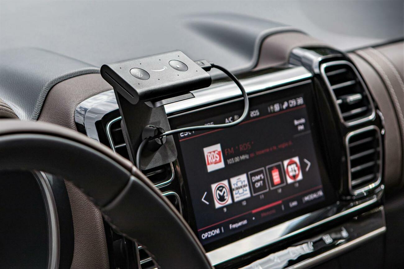 Nuevo dispositivo de Amazon para incorporar Alexa a un coche / AMAZON