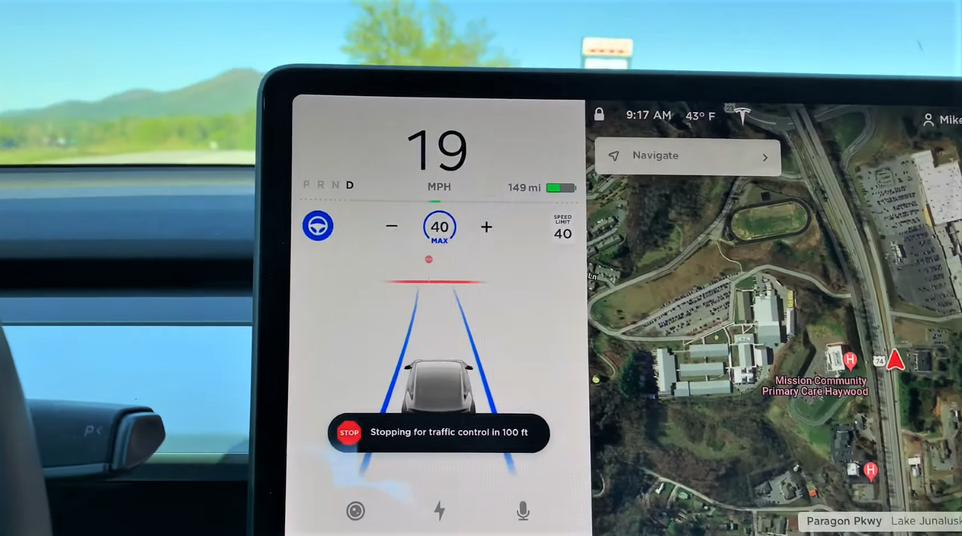Un Tesla con Autopilot Un Tesla con Autopilot