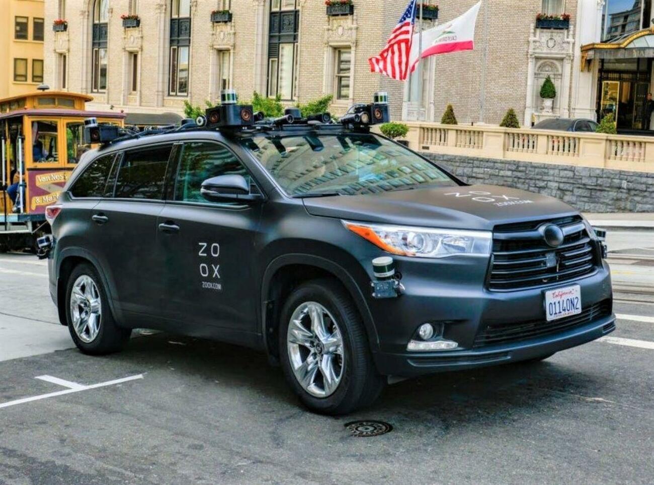 Coche autónomo en pruebas de Zoox, comprada por Amazon / ZOOX